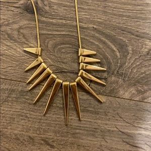 Express spiked necklace